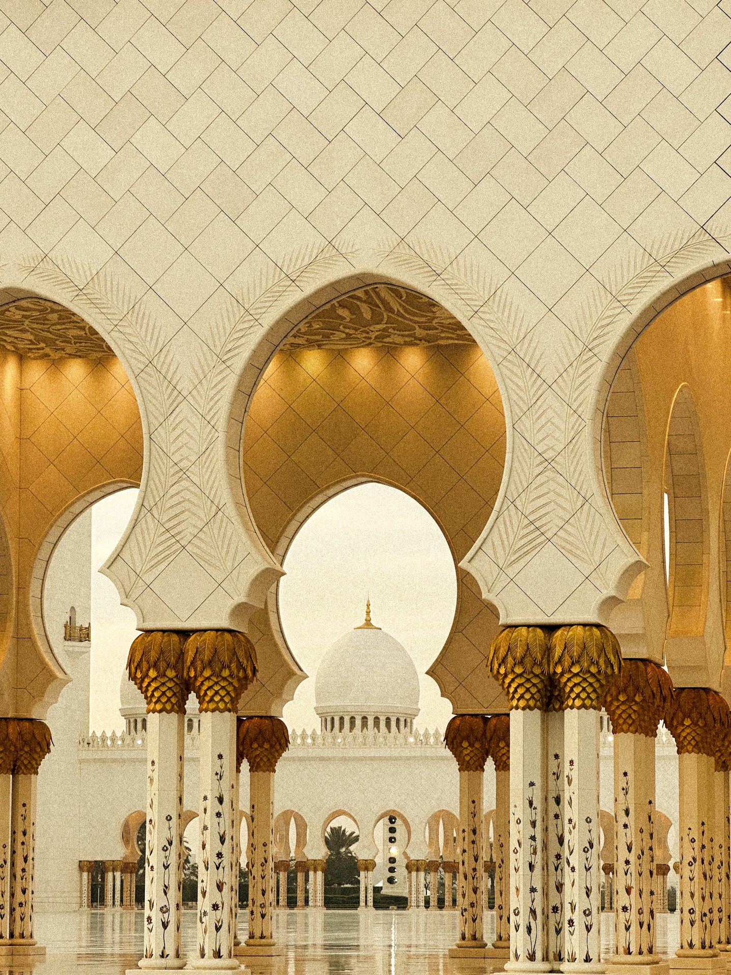 Mosque interior — arches and columns of a grand mosque